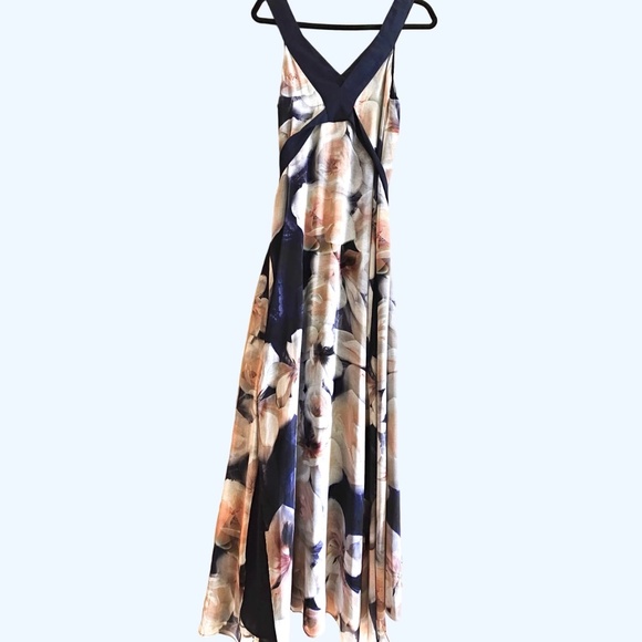 RW-Co long flowing chiffon summer dress - Picture 2 of 4